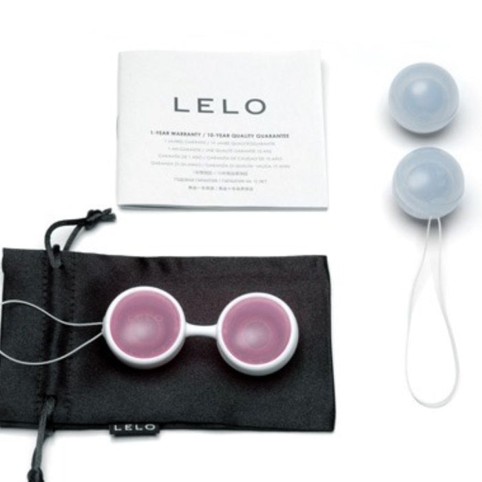 LELO Luna Beads Kegel Exercisers with carry bag and intructions