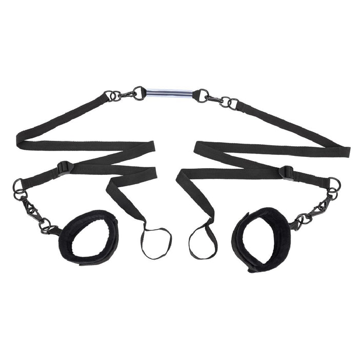 A Pivot Connection Kit with Tethers and Cuffs - Black connected by adjustable tethers, with a central metal bar for added support. Designed for secure positioning, the cuffs feature padding for comfort and metal clips for easy attachment. This belongs to the versatile Sportsheets products line.